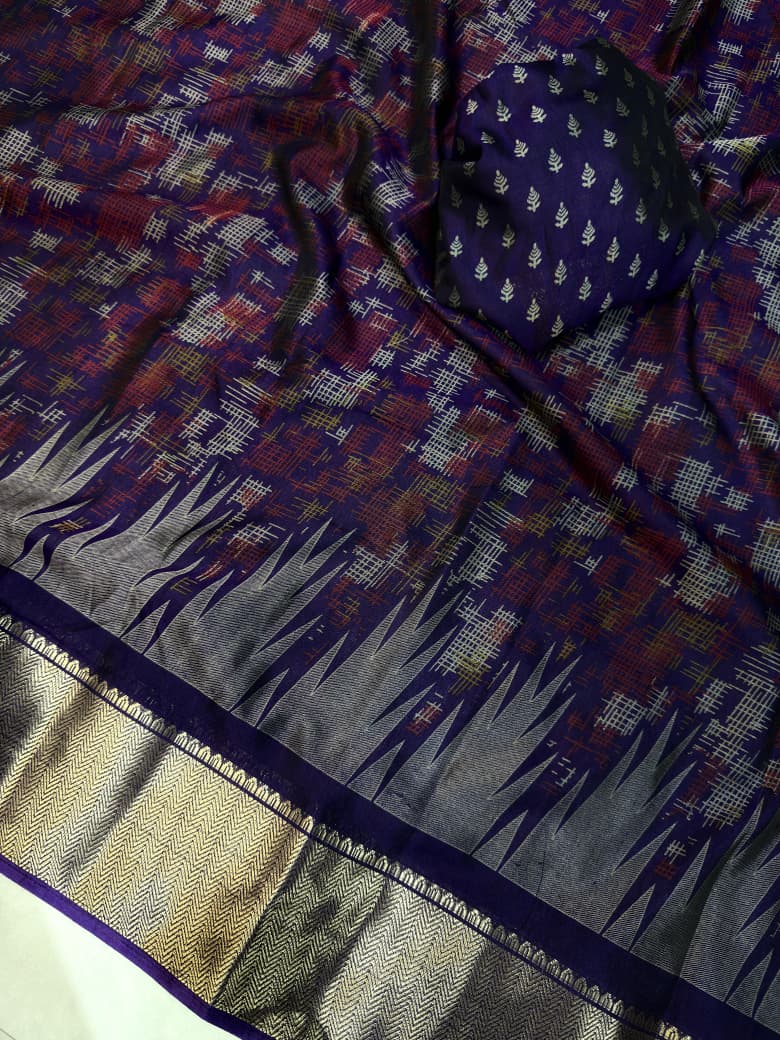 Elegant Ikkat Saree with Traditional Borde