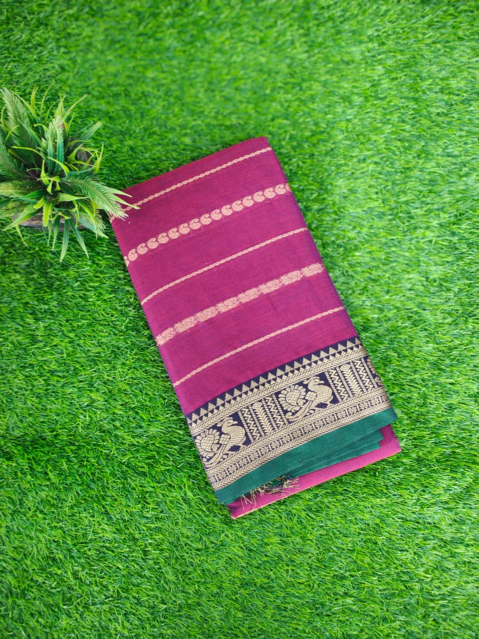 🌿 Narayanpet Heritage Cotton Saree – Traditional Elegance in Every Drape* 