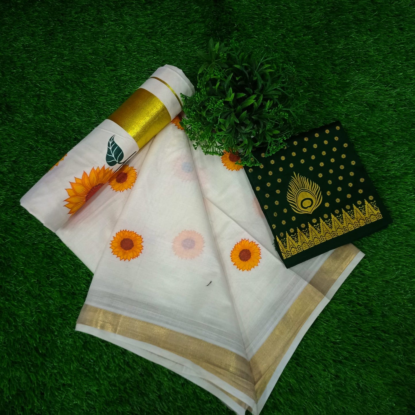 Cotton Saree With Sunflower Print