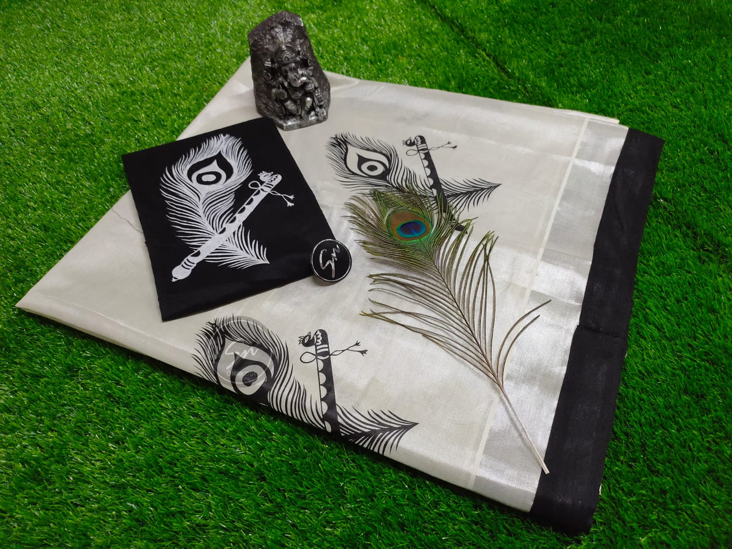 Printed pattupavada