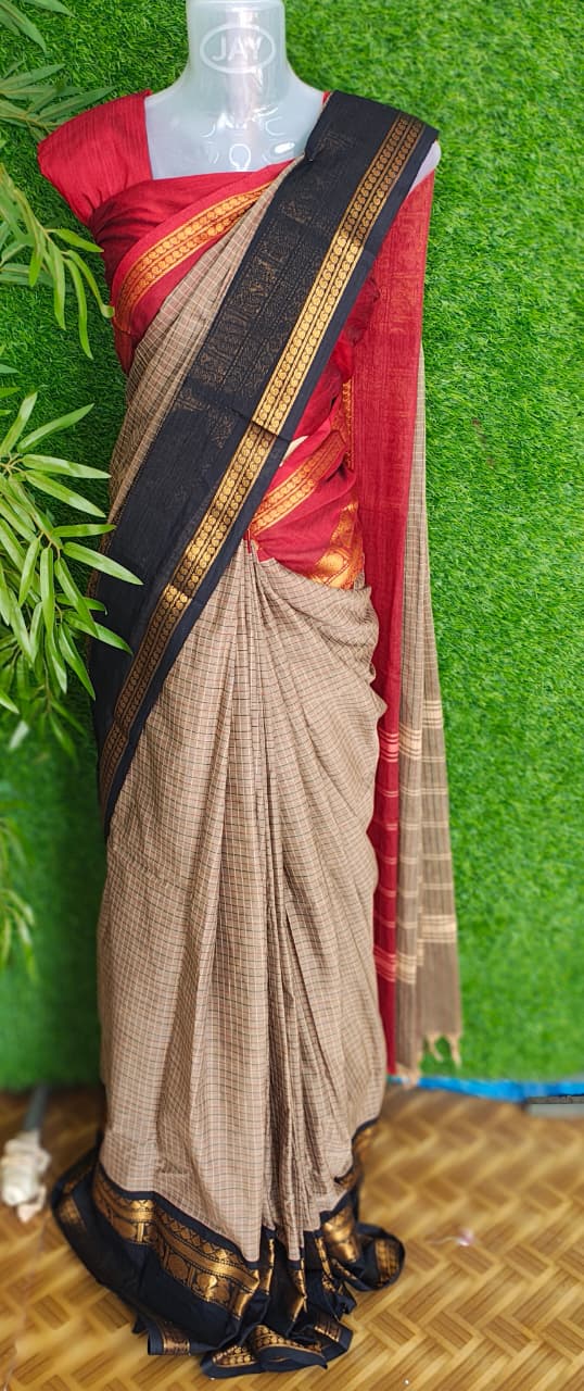 ♥️ *Elegant Pure Cotton Saree with Classic Golden Border♥️ 