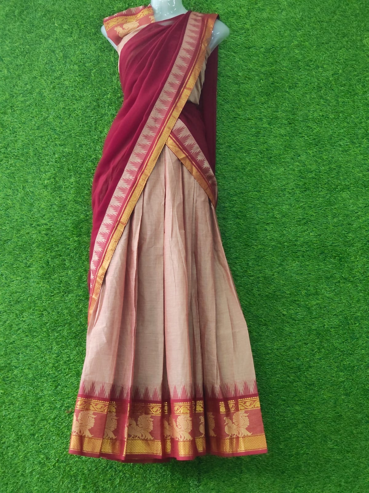 Kanchi Cotton Dhavani Set