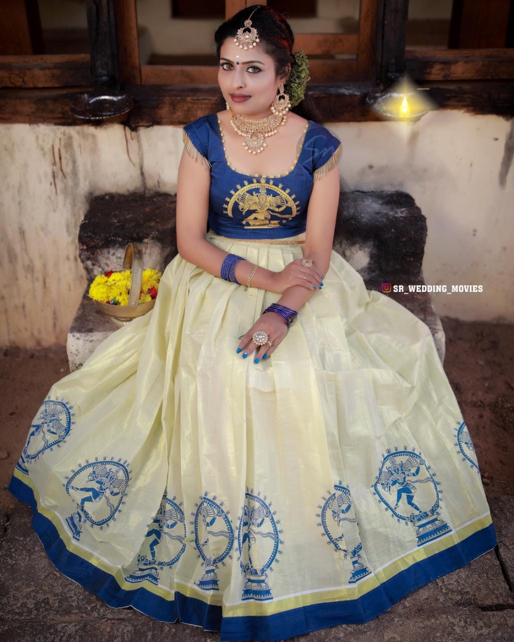 kerala style trendy Printed goldentissue pattupavada