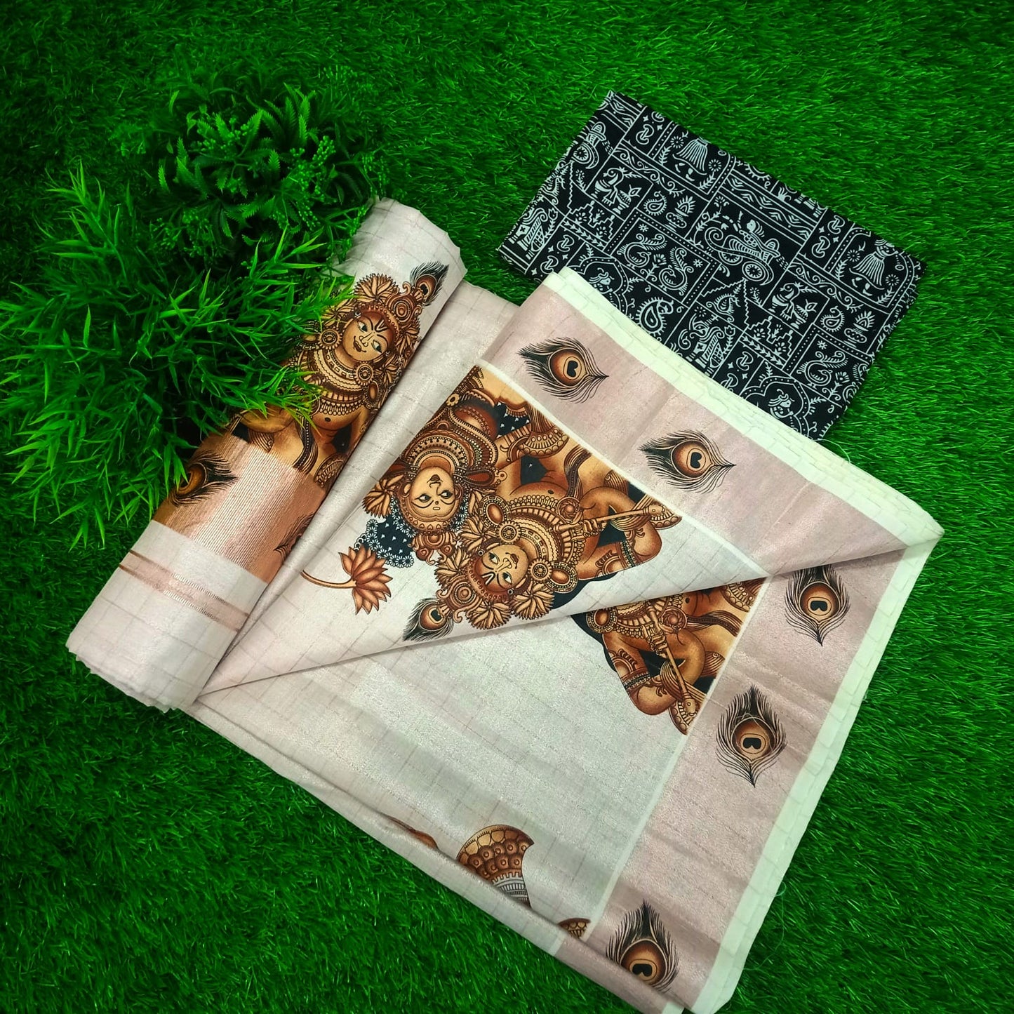 🌸 Rose gold tissue saree with mural print🌸