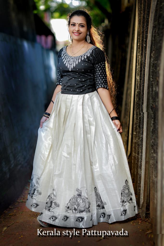 Silver Tissue Neck Printed pattupavada