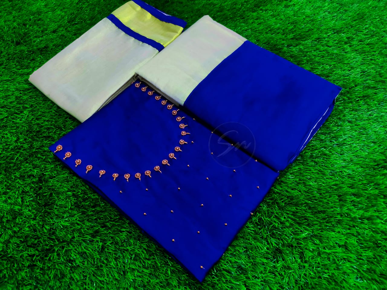 Trendy BeadsWork Dhavani Set