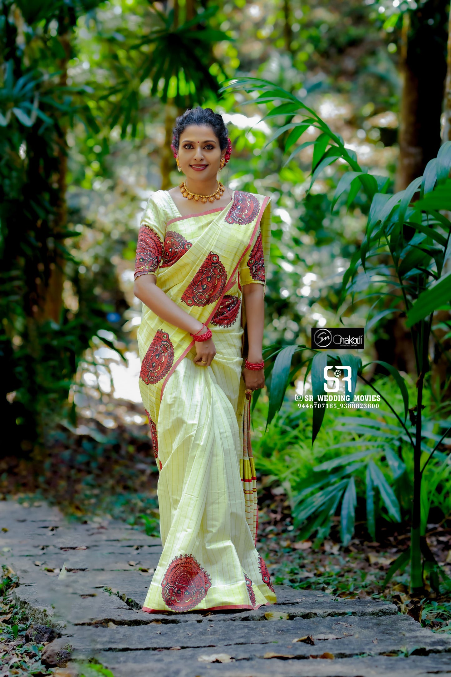 Theyyam Golden tissue stripes tussel saree