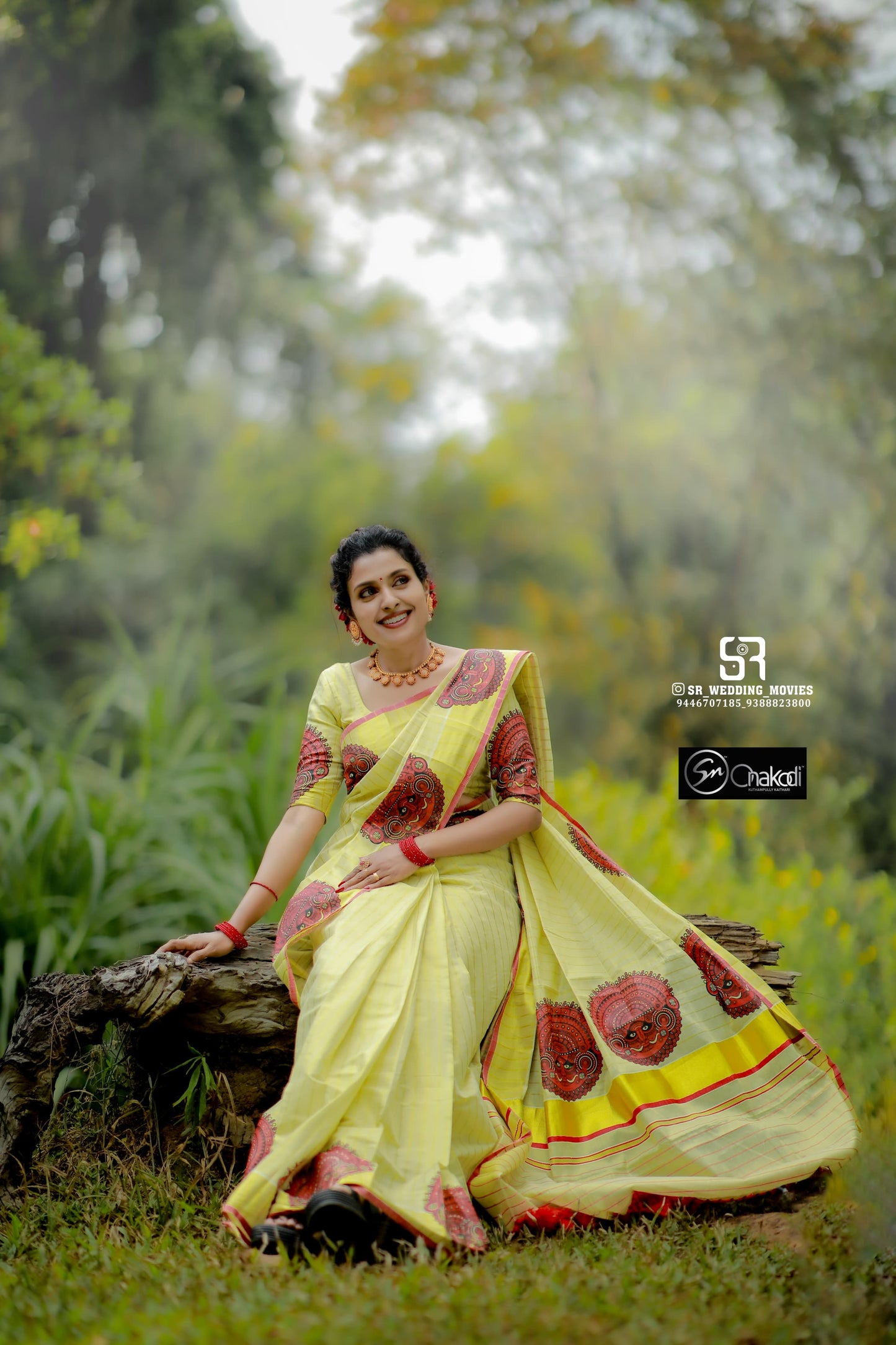 Theyyam Golden tissue stripes tussel saree