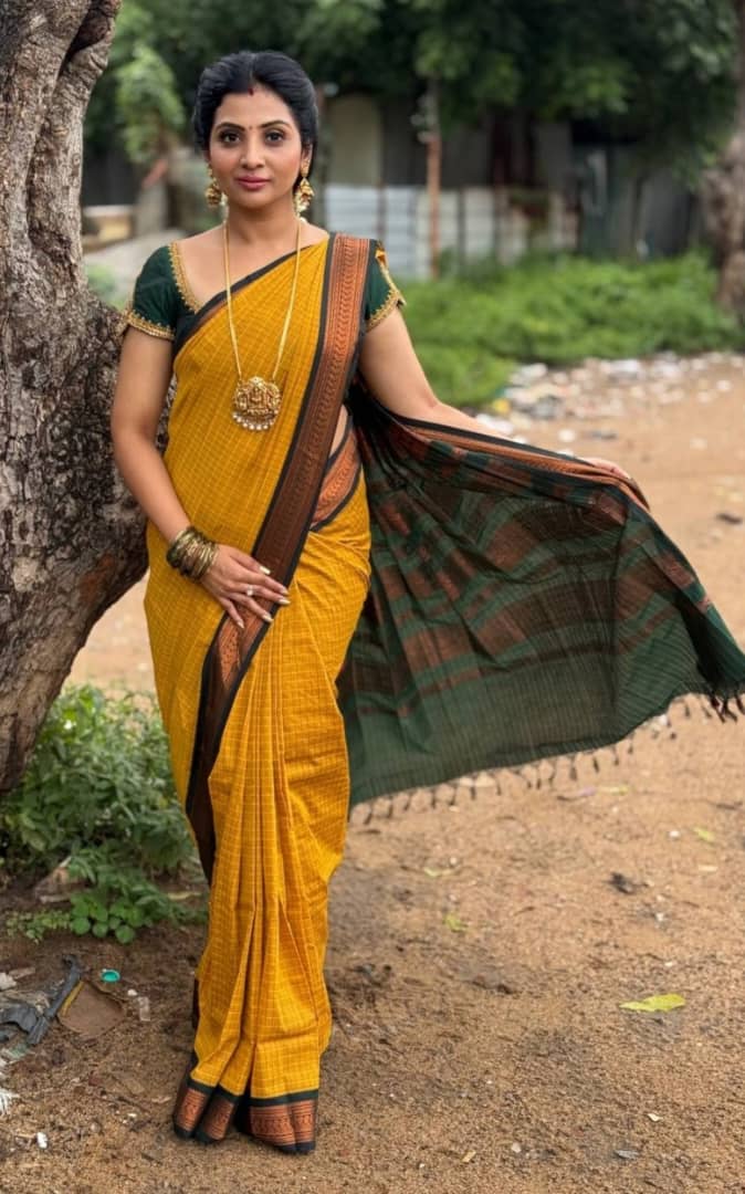 Kalyani Cotton Saree – Traditional Checked Design with Rich Contrast Border_❤️