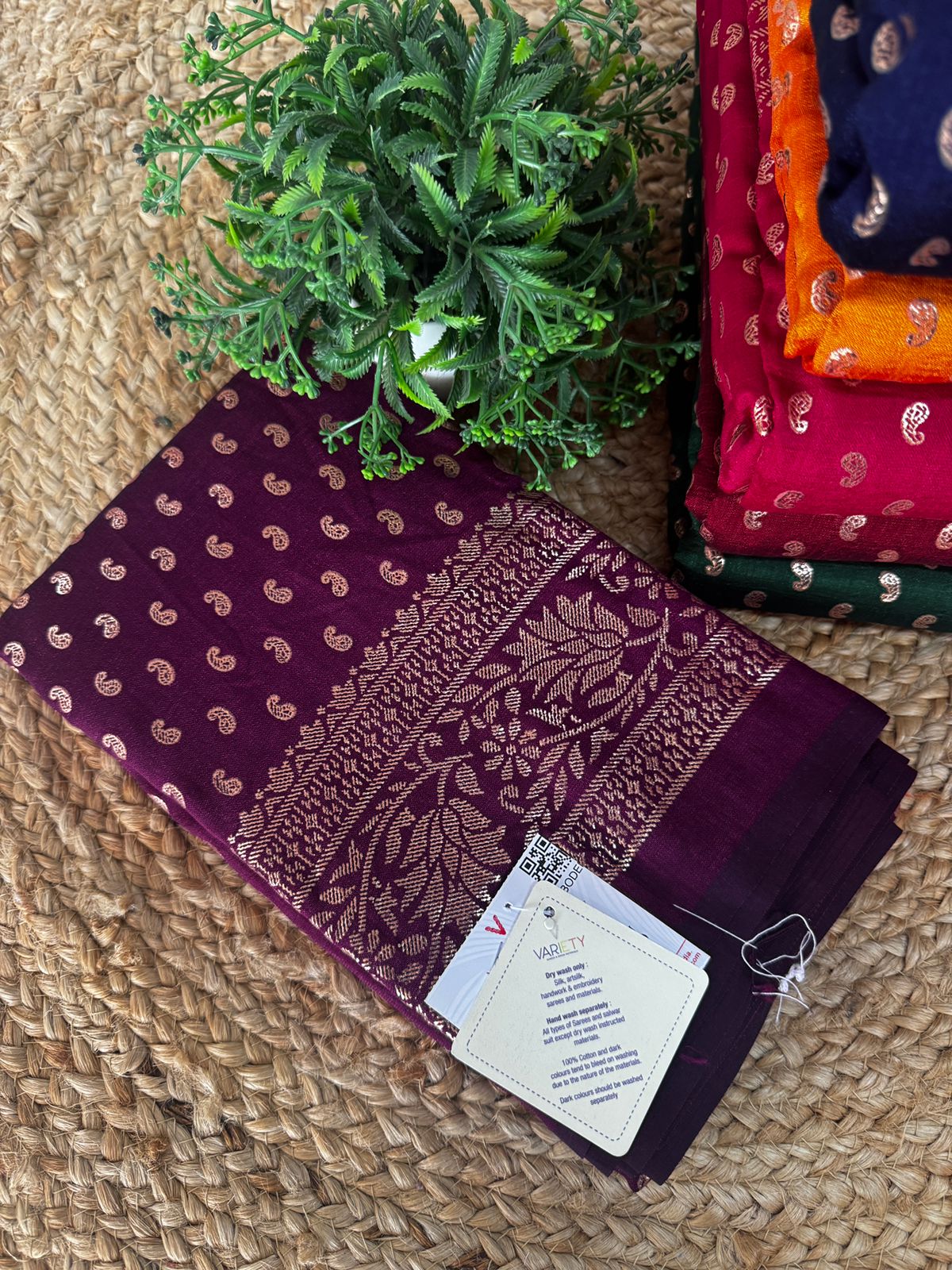 *Vichitra Silk Saree | Premium Foil Print | Rich Colour Collection* ♥️