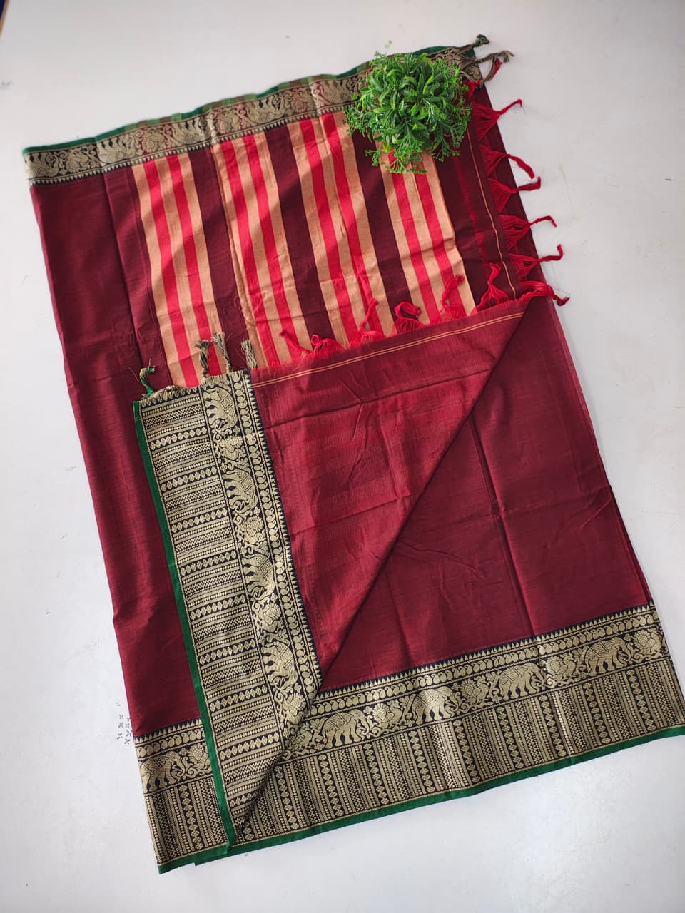 ♥️*Narayanpet Traditional Striped Cotton Saree with Rich Zari Border*♥️