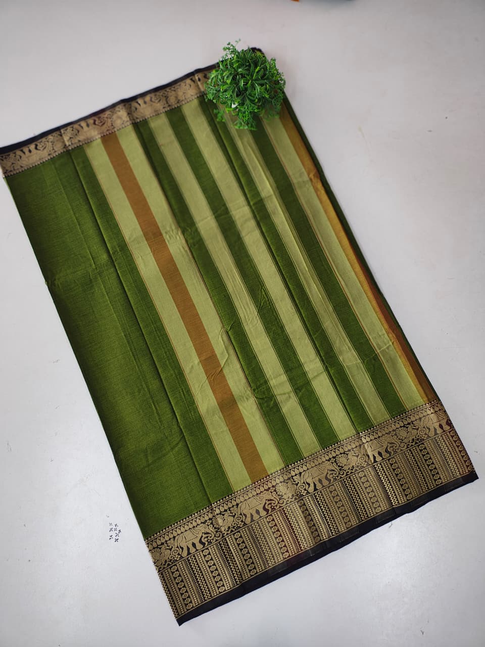 ♥️*Narayanpet Traditional Striped Cotton Saree with Rich Zari Border*♥️
