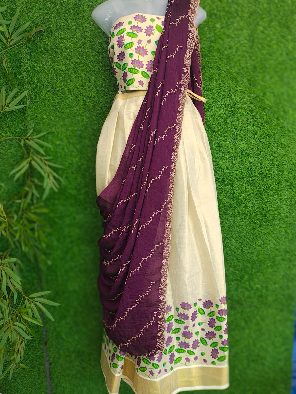 Elegant Tissue/ Cotton Dhavani Set with Handwork Shawl